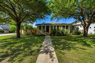 924 E 52nd St, Austin, TX 78751 - Photo 30
