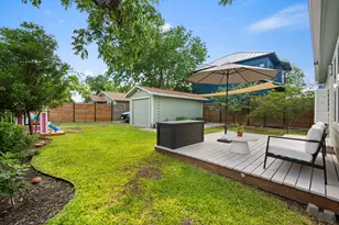 1214 Stobaugh St, Austin, TX 78757 - Photo 14