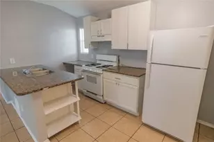 2913 E 51st St, Austin, TX 78723 - Photo 6