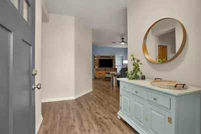1906 Round Table, New Braunfels, TX 78130 - Photo 4