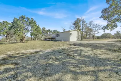 120 N Webberwood Way, Elgin, TX 78621 - Photo 32