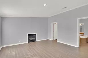 120 N Webberwood Way, Elgin, TX 78621 - Photo 24