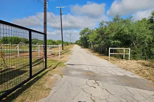 13855 13855 Us-281 Hwy, San Antonio, TX 78221 - Photo 6