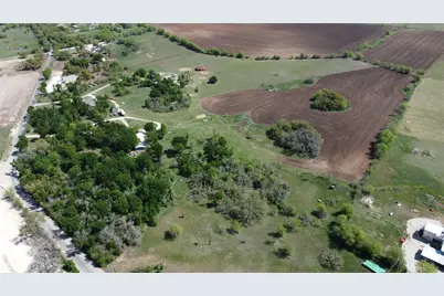 240 County Road 344, Jarrell, TX 76537 - Photo 2