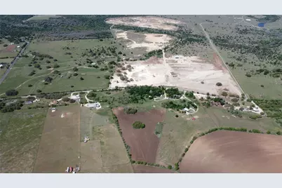 240 County Road 344, Jarrell, TX 76537 - Photo 8