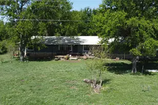 240 County Rd 344, Jarrell, TX 76537 - Photo 16
