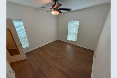 114 E 31st Street #213, Austin, TX 78705 - Photo 4