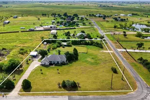 4900 Gate Dancer Ln, Pflugerville, TX 78660 - Photo 4
