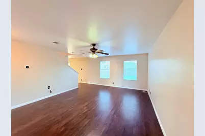 102 Brentwood Drive, Leander, TX 78641 - Photo 2