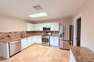 102 Brentwood Dr, Leander, TX 78641 - Photo 10