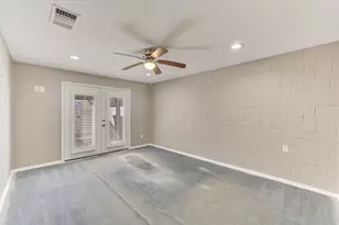 318 NW Loop 230 Hwy, Smithville, TX 78957 - Photo 14