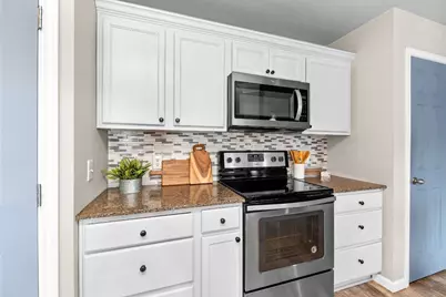 2201 Whistling Way, Taylor, TX 76574 - Photo 20