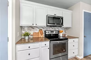 2201 Whistling Way, Taylor, TX 76574 - Photo 20