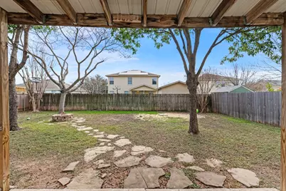 2201 Whistling Way, Taylor, TX 76574 - Photo 36