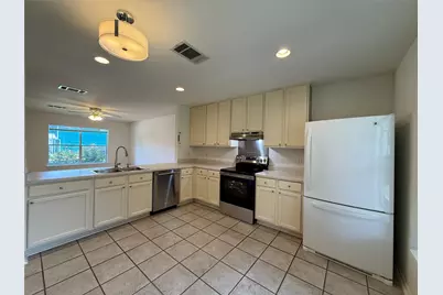 10509 Marshitahs Way, Austin, TX 78748 - Photo 8