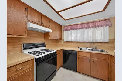 404 E Central Drive, Georgetown, TX 78628 - Photo 10