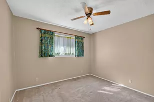 404 E Central Dr, Georgetown, TX 78628 - Photo 18