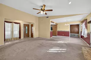 404 E Central Dr, Georgetown, TX 78628 - Photo 6