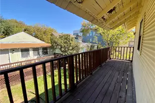 407 E 30th St, Austin, TX 78705 - Photo 22