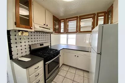 407 E 30th Street #B, Austin, TX 78705 - Photo 4