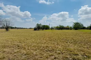 789 Upper Elgin River Rd, Elgin, TX 78621 - Photo 32