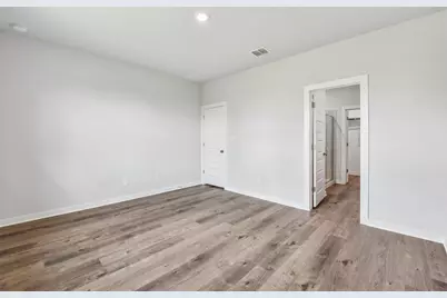 134 Hornet Street, Elgin, TX 78621 - Photo 10