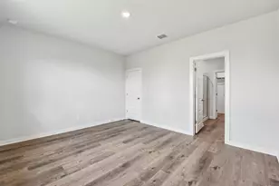 134 Hornet St, Elgin, TX 78621 - Photo 10
