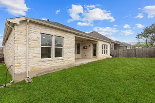 317 Independence Dr, Kyle, TX 78640 - Photo 38