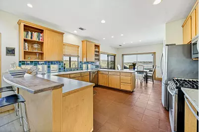 840 Windy Shores Loop, Spicewood, TX 78669 - Photo 18