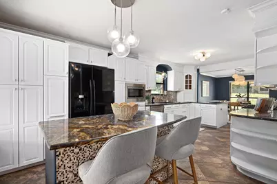3908 Valley View, Round Rock, TX 78681 - Photo 4