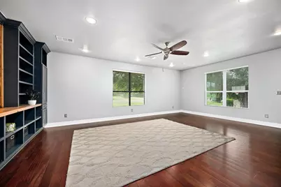 3908 Valley View, Round Rock, TX 78681 - Photo 20