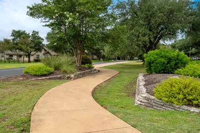 3908 Valley View, Round Rock, TX 78681 - Photo 38