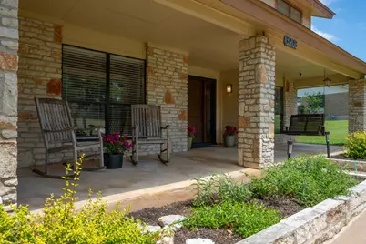 3908 Valley View, Round Rock, TX 78681 - Photo 6