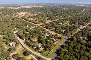 263 Indian Oak Dr, Bastrop, TX 78602 - Photo 38