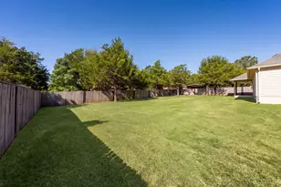 263 Indian Oak Dr, Bastrop, TX 78602 - Photo 32