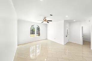 263 Indian Oak Dr, Bastrop, TX 78602 - Photo 8
