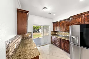 263 Indian Oak Dr, Bastrop, TX 78602 - Photo 14