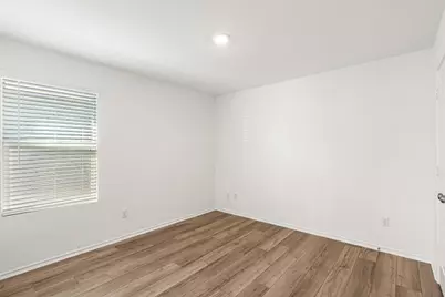 150 Santiago, Kyle, TX 78640 - Photo 6