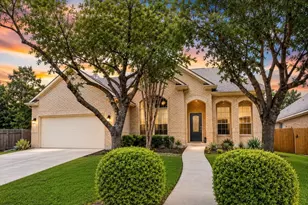 2915 Stone Creek Dr, Round Rock, TX 78681 - Photo 1
