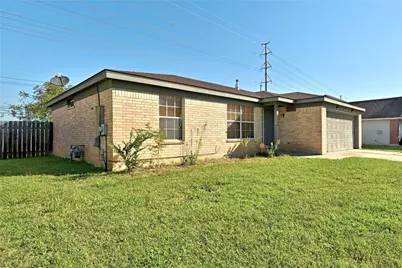 11724 Gemmer Street, Del Valle, TX 78617 - Photo 2