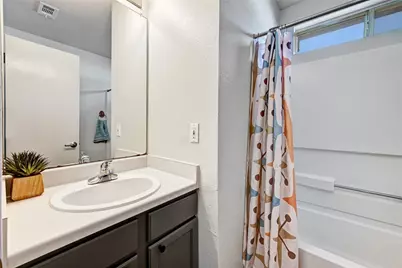 11724 Gemmer Street, Del Valle, TX 78617 - Photo 8