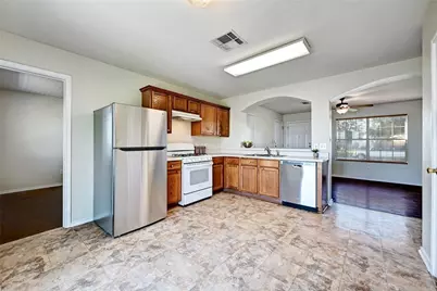 11724 Gemmer Street, Del Valle, TX 78617 - Photo 10