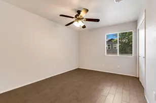 11906 Sunhillow Bend, Austin, TX 78758 - Photo 6