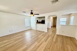 1000 Berry Bend Path, Round Rock, TX 78664 - Photo 4