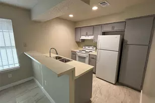 4609 E 12th St, Austin, TX 78721 - Photo 4