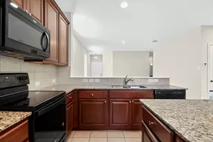 137 Miracle Dr, Jarrell, TX 76537 - Photo 8