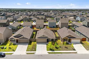 13803 Tordillo Dr, Elgin, TX 78621 - Photo 32