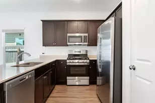 13803 Tordillo Dr, Elgin, TX 78621 - Photo 6