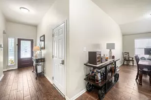18701 Dry Pond Dr, Pflugerville, TX 78660 - Photo 4