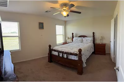 352 Circle Way #37E, Jarrell, TX 76537 - Photo 24